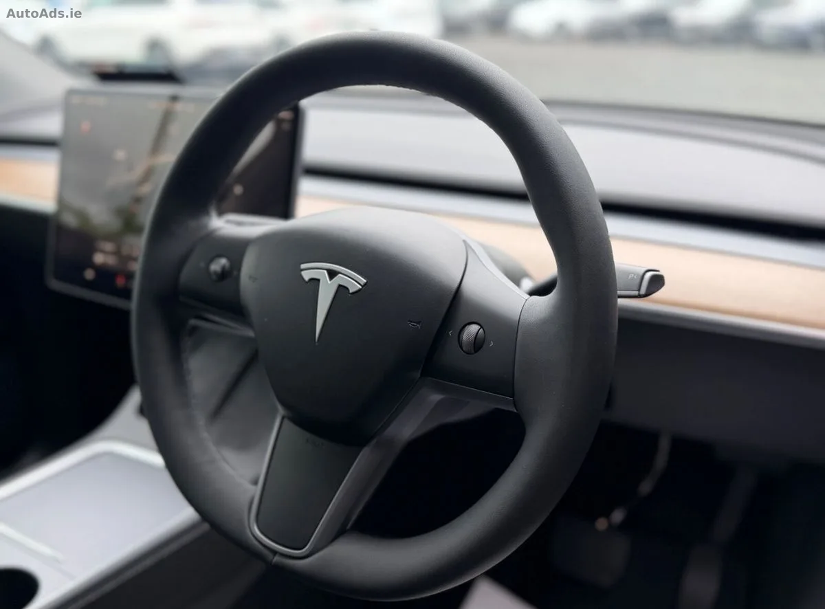 2024 Tesla Model Y – photo 15