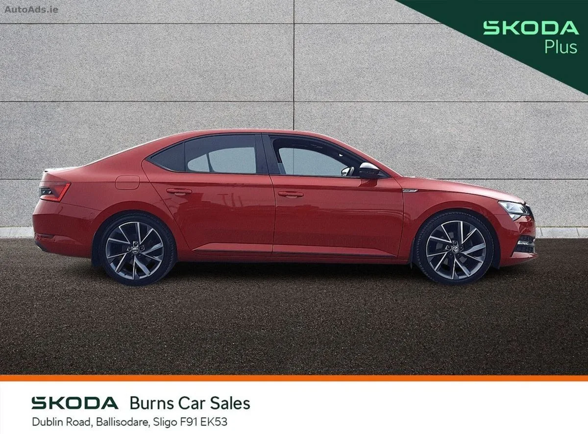 2024 Skoda Superb – photo 11