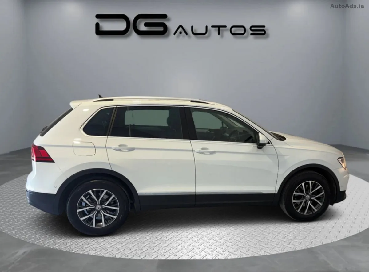 2020 Volkswagen Tiguan – photo 2