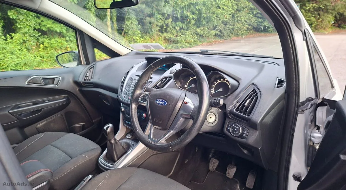 2015 Ford B-Max – photo 11