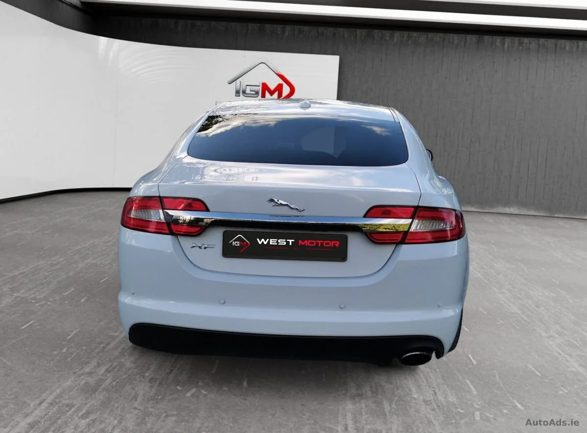 2011 Jaguar XF – photo 7
