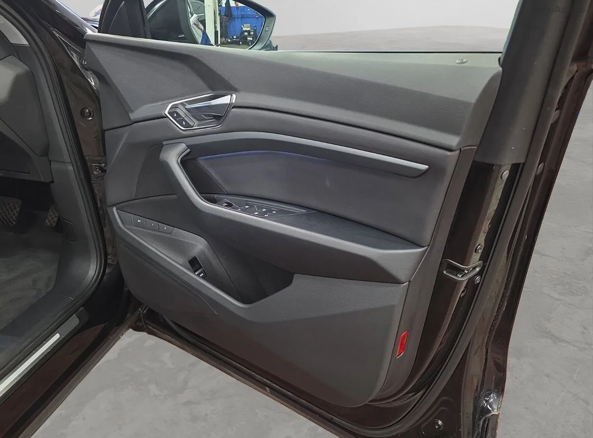 2023 Audi Q8 e-tron – photo 11