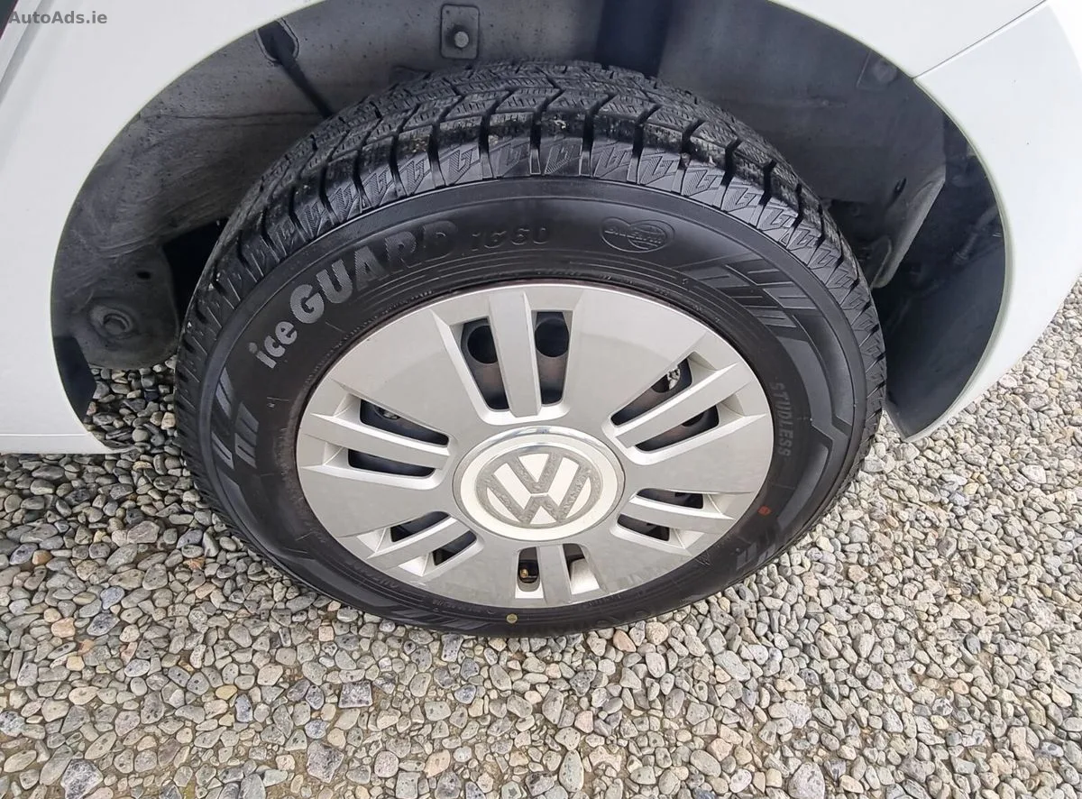 2013 Volkswagen up! – photo 17