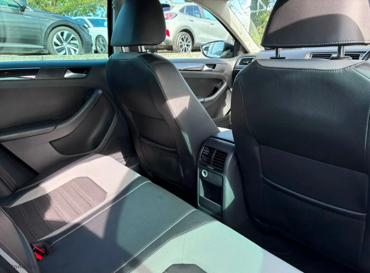 2016 Volkswagen Jetta – photo 6