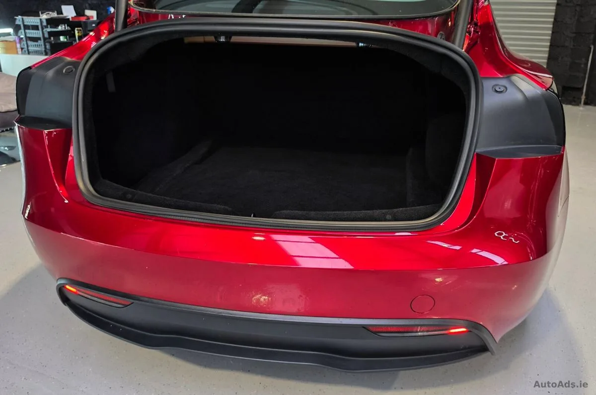 2024 Tesla Model 3 – photo 10