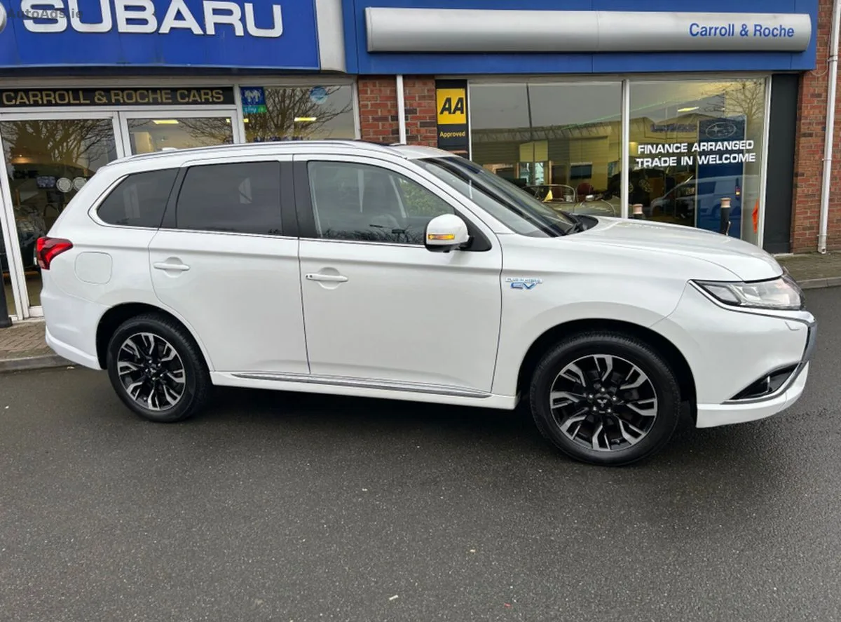 2017 Mitsubishi Outlander – photo 16