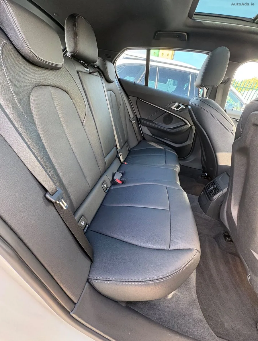 2022 BMW 1-Series – photo 20