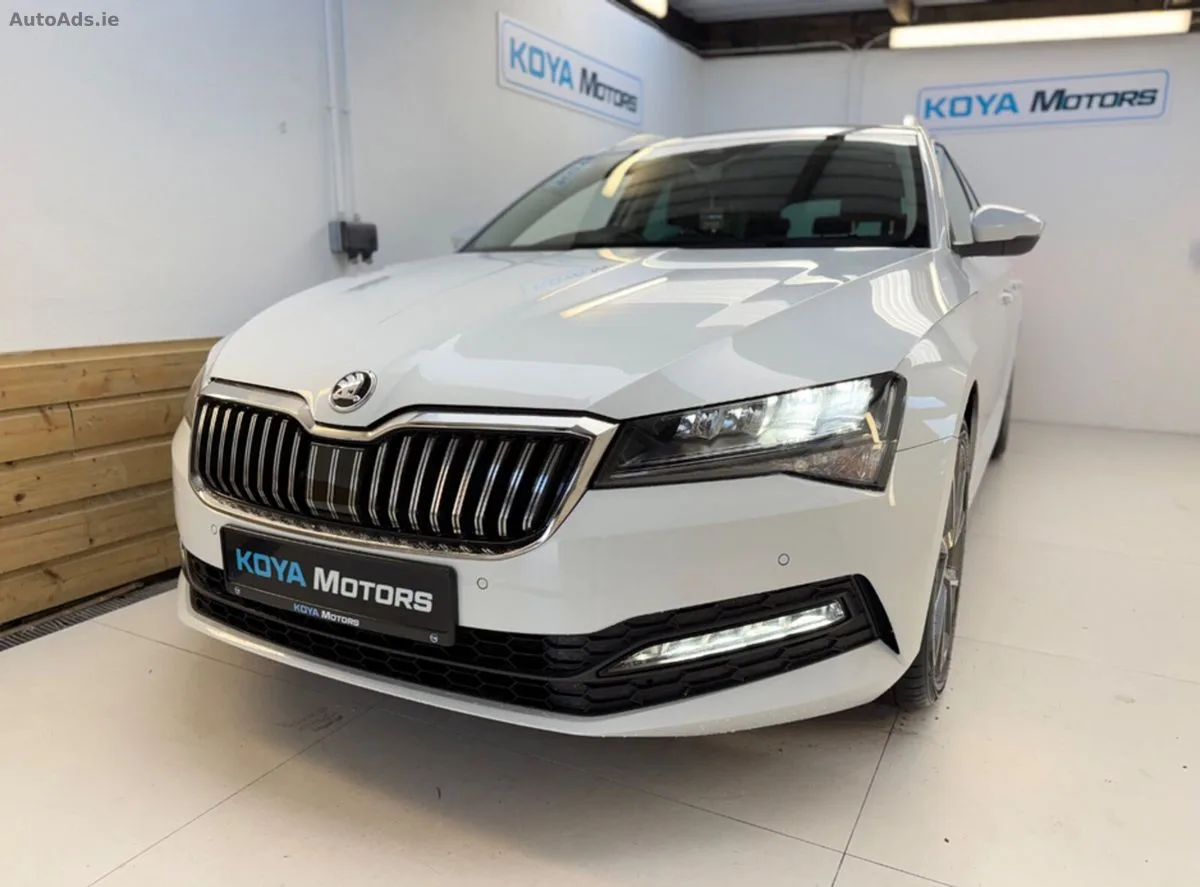 2022 Skoda Superb – photo 4