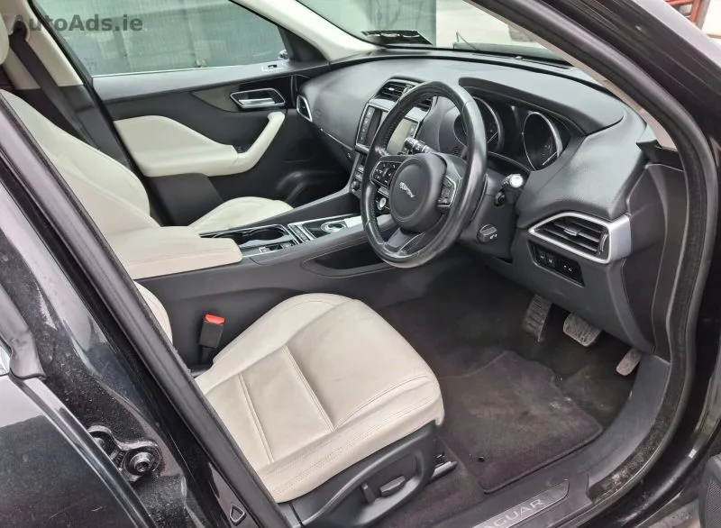 2016 Jaguar F-Pace – photo 10