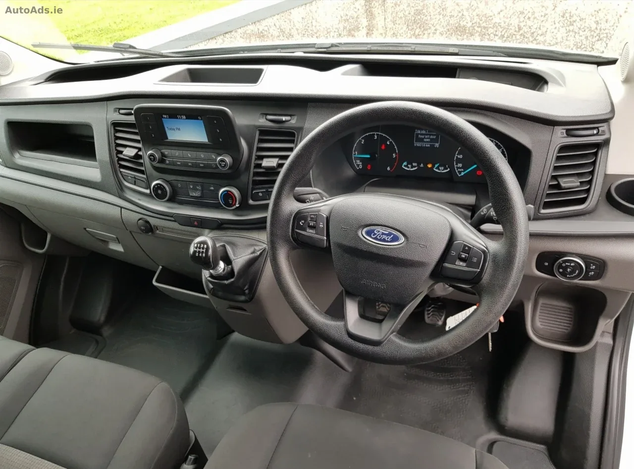 2023 Ford Transit – photo 3