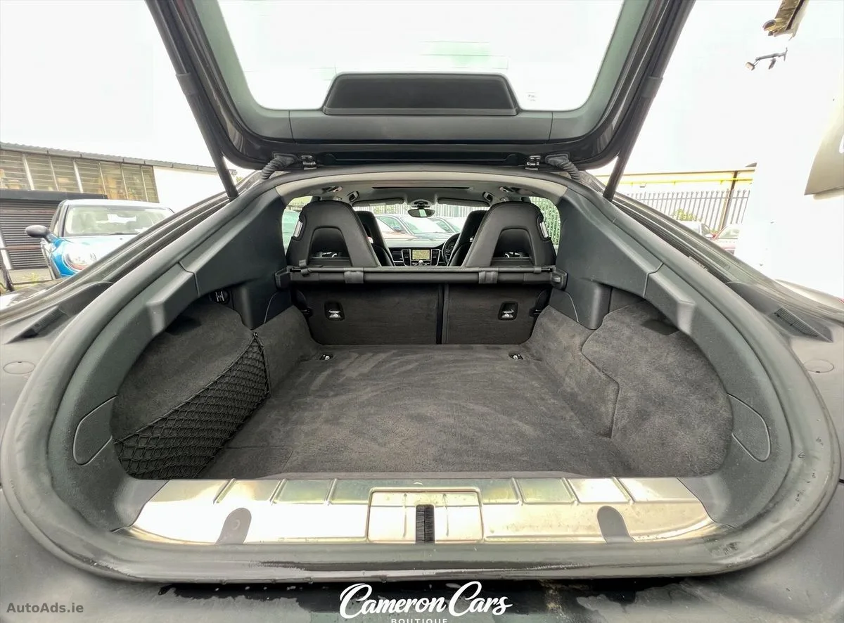 2015 Porsche Panamera – photo 6