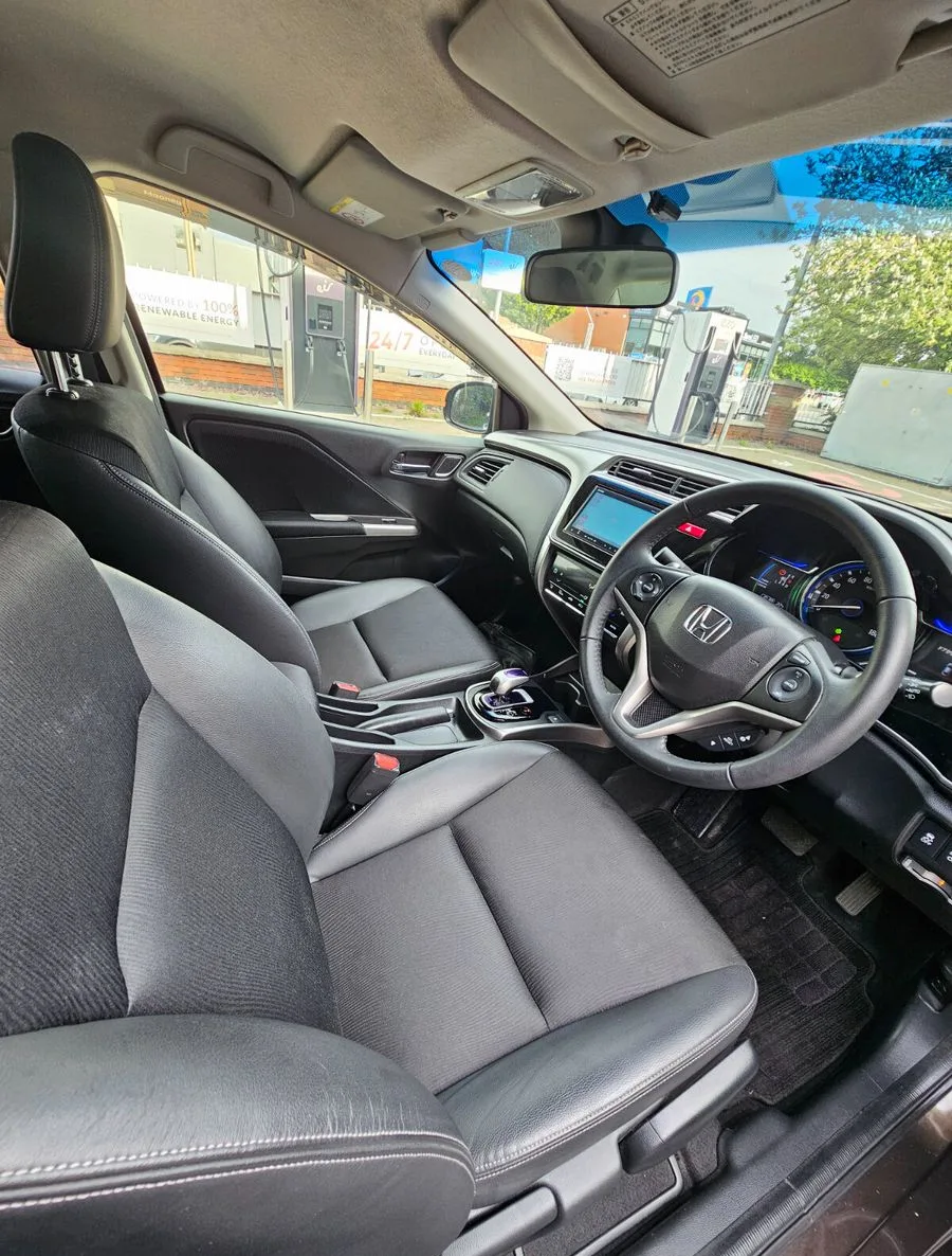 2015 Honda Grace – photo 9