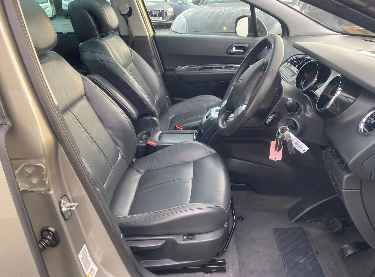2016 Peugeot 5008 – photo 15