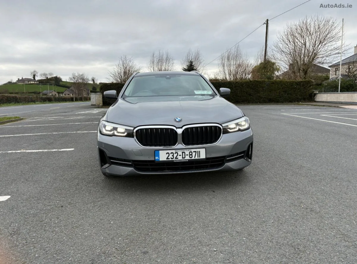 2023 BMW 5-Series – photo 14