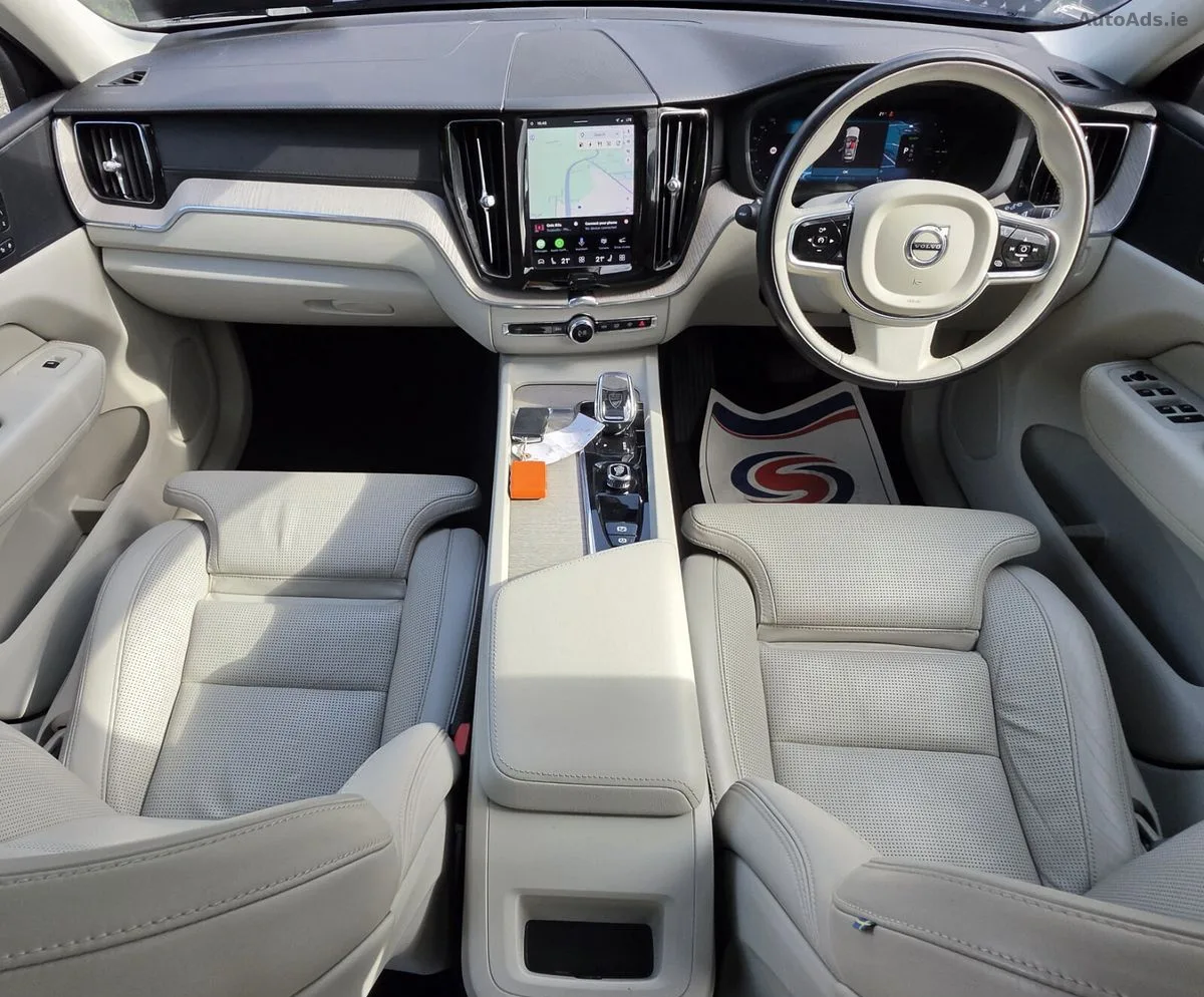 2021 Volvo XC60 – photo 18