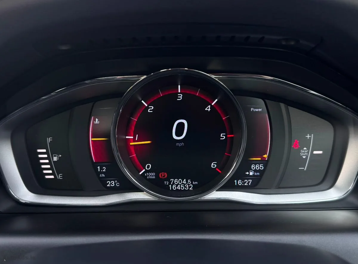 2016 Volvo XC60 – photo 20