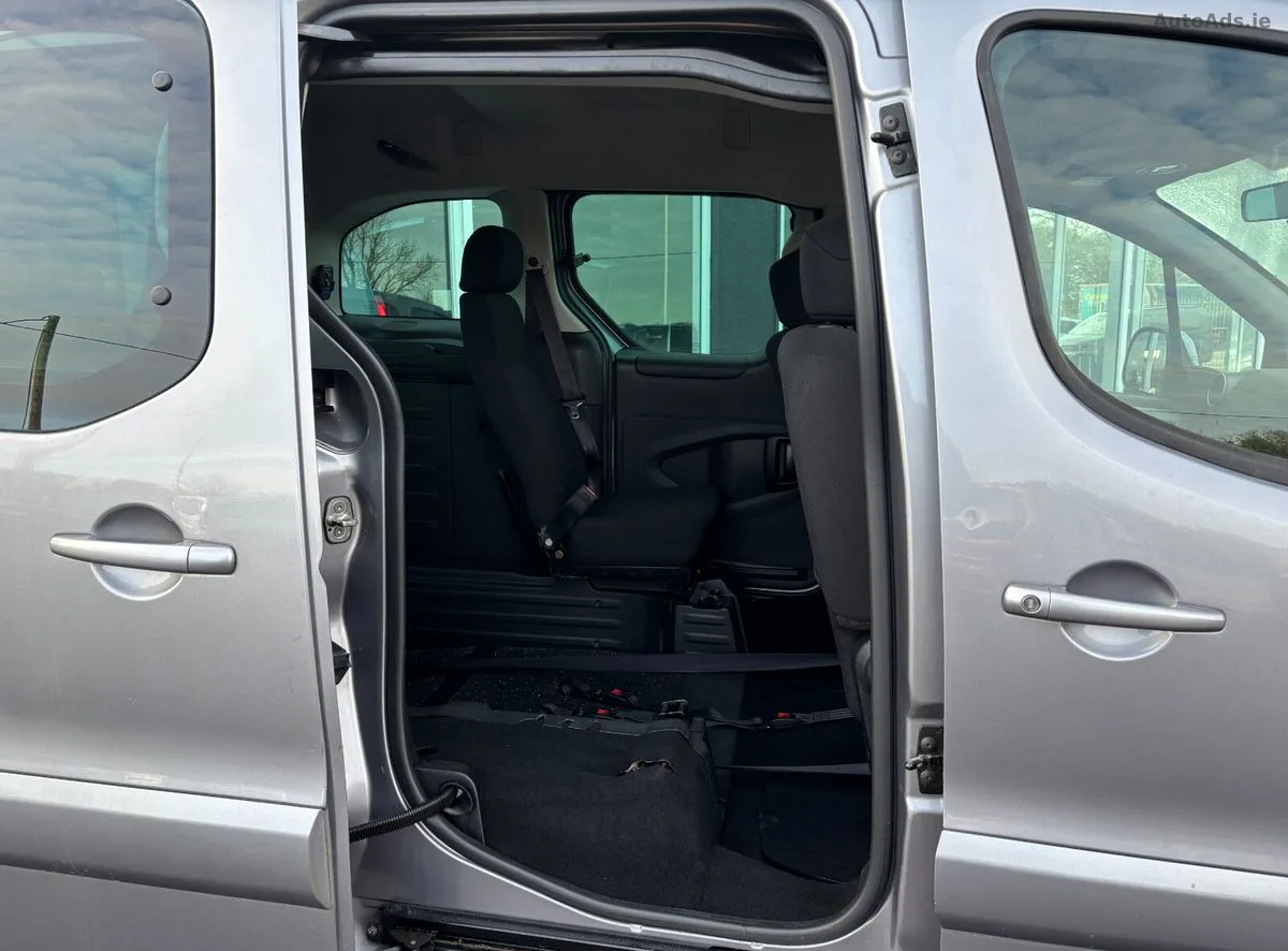 2017 Peugeot Partner – photo 13