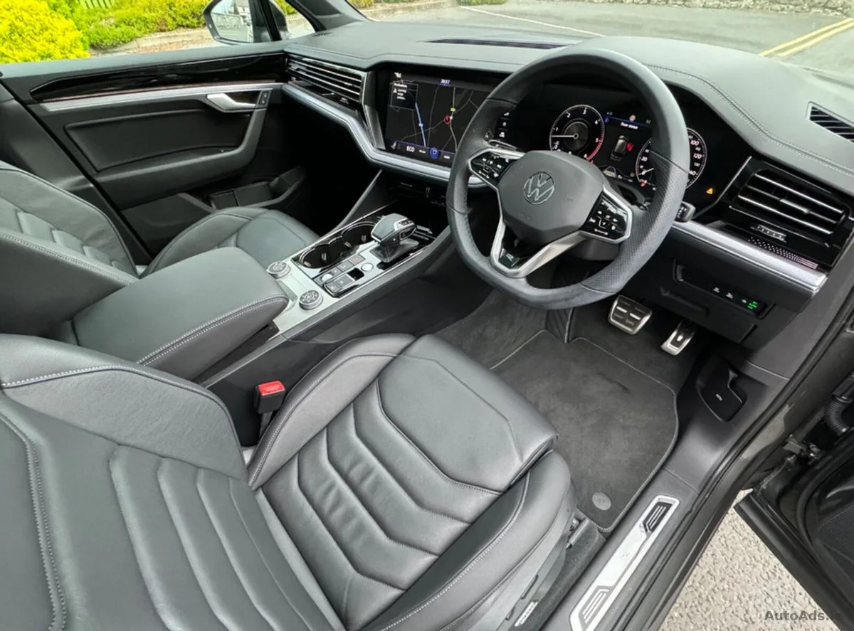 2024 Volkswagen Touareg – photo 9