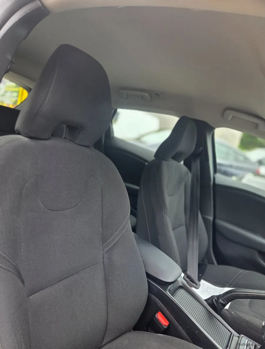 2014 Volvo V40 – photo 16