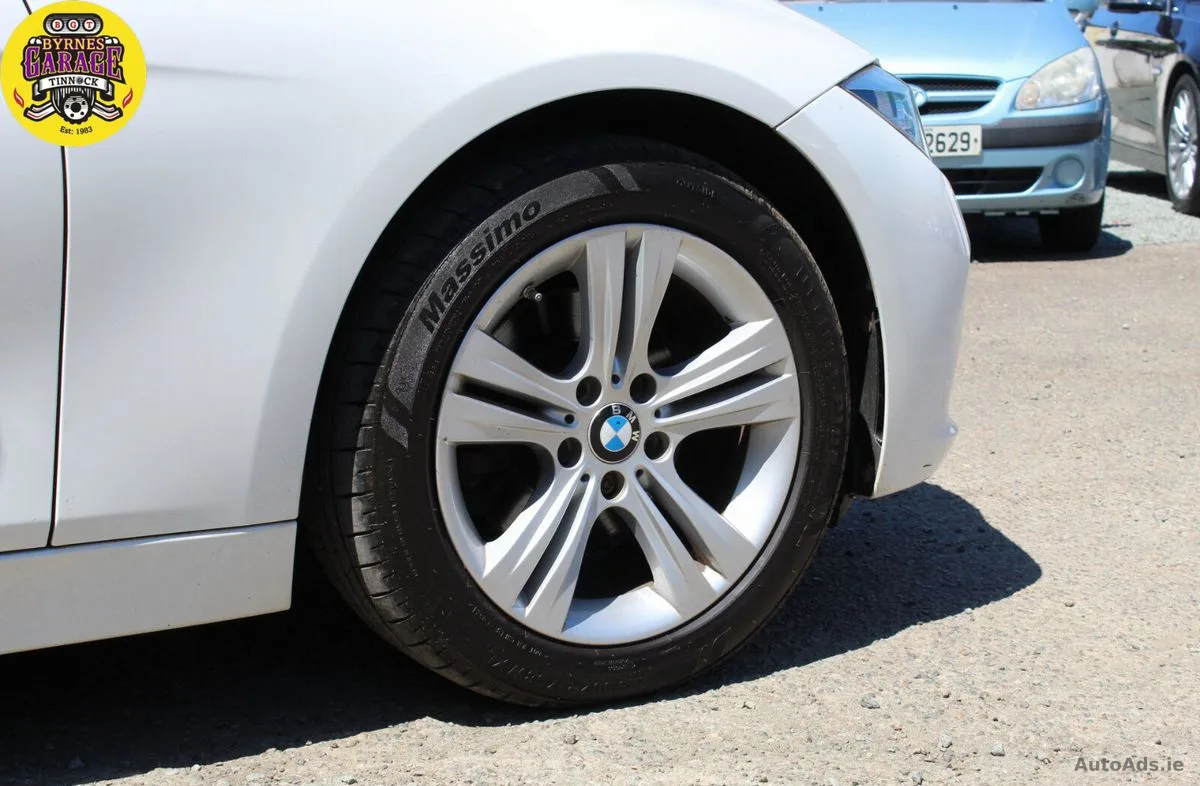 2016 BMW 3-Series – photo 9