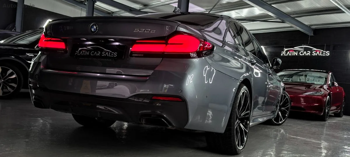 2020 BMW 5-Series – photo 14