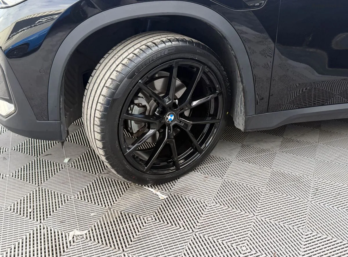2025 BMW X1 – photo 11