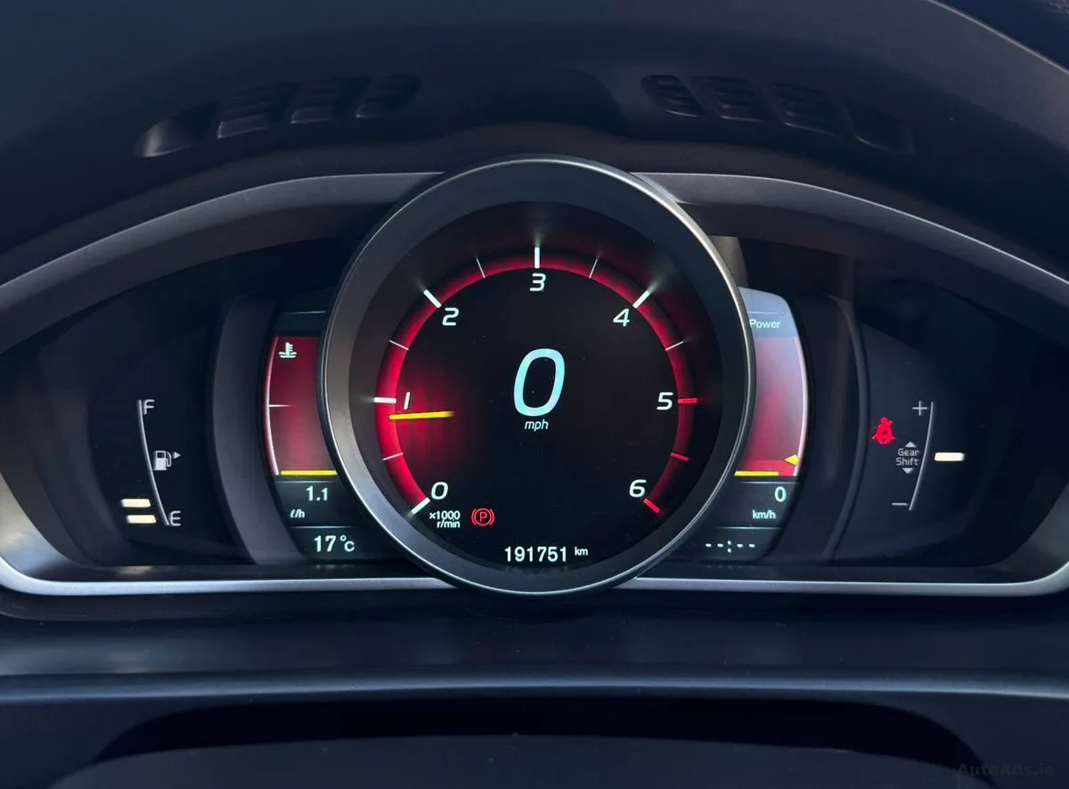 2014 Volvo V40 – photo 18