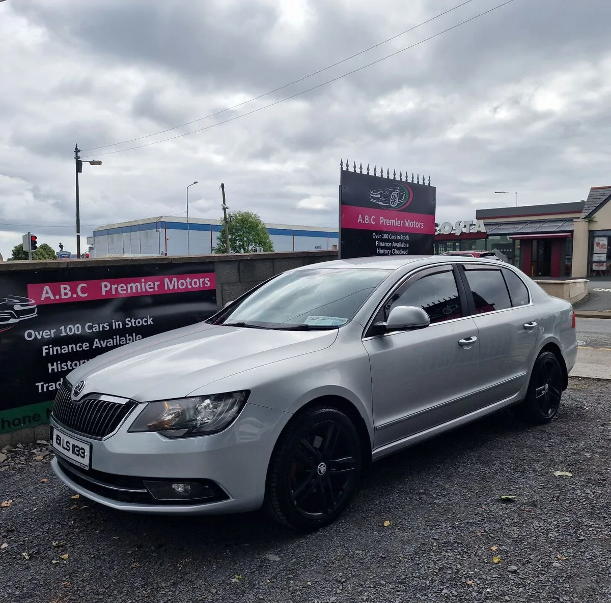 2015 Skoda Superb – photo 4