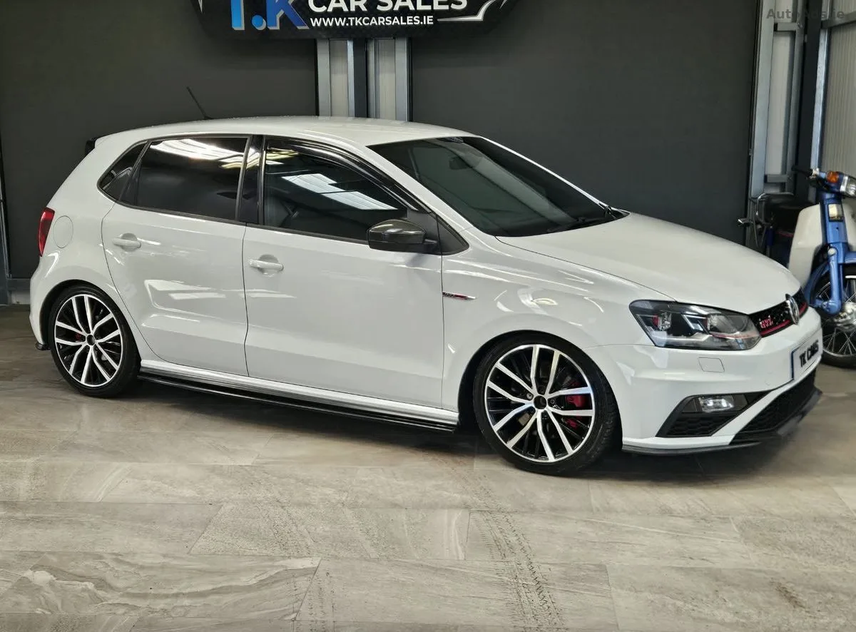2015 Volkswagen Polo