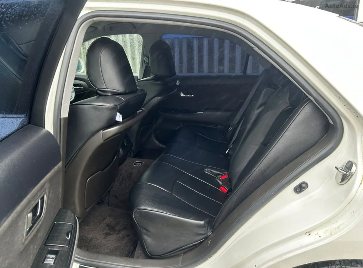 2009 Toyota Crown – photo 7