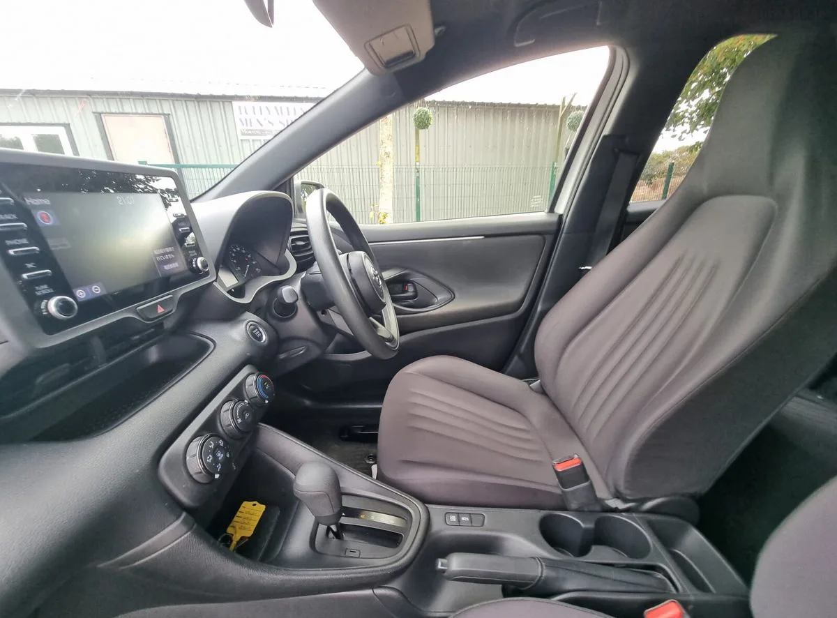 2020 Toyota Yaris – photo 13