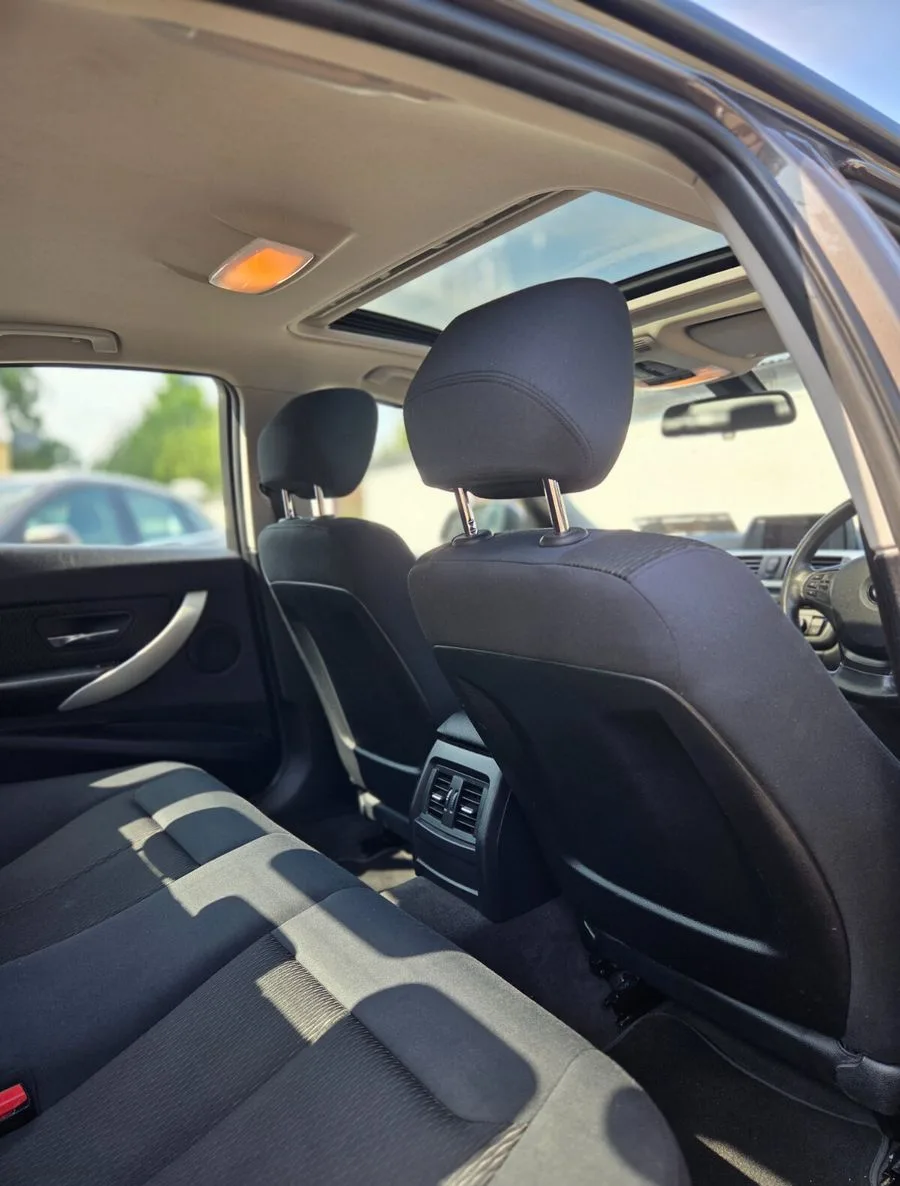 2012 BMW 3-Series – photo 19