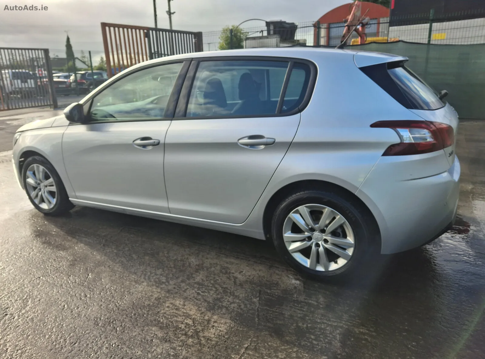 2015 Peugeot 308 – photo 4