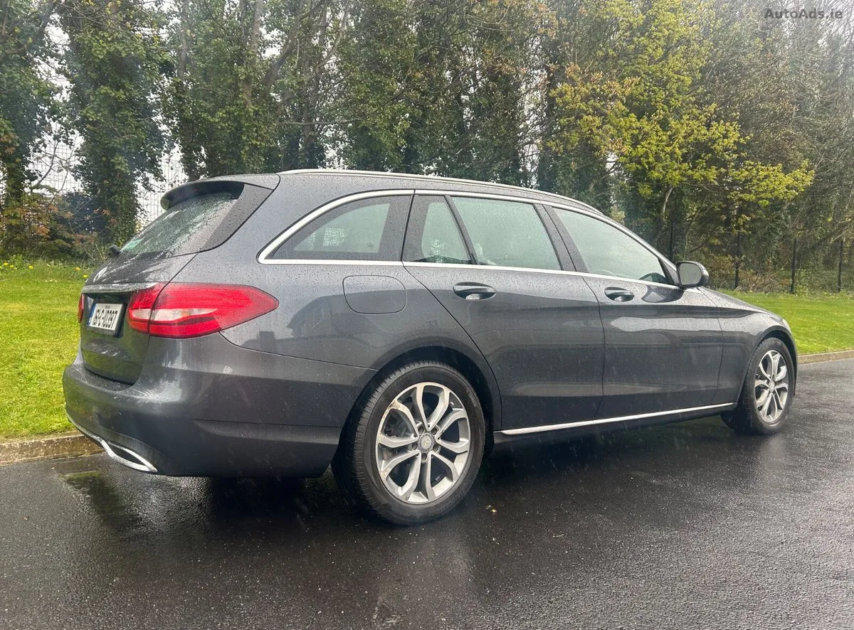 2016 Mercedes-Benz C-Class – photo 2