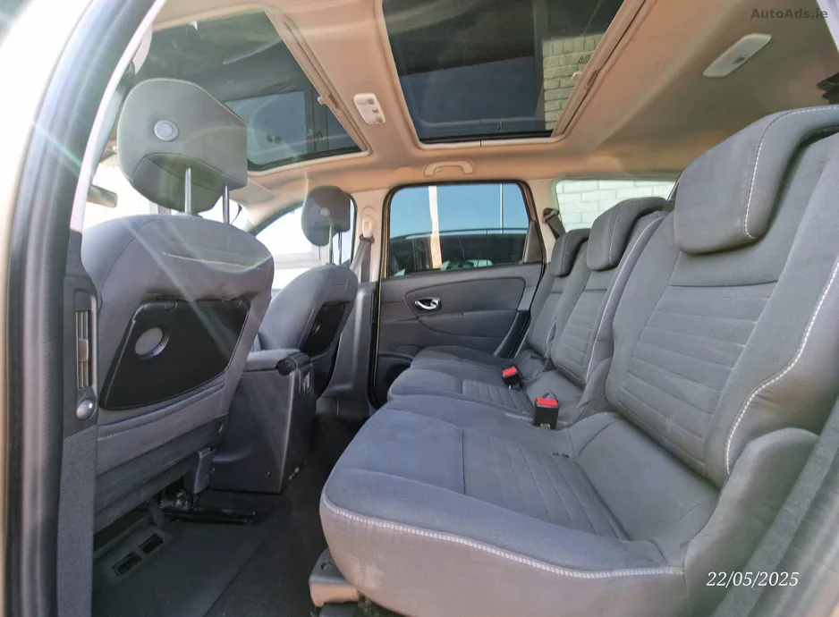 2016 Renault Grand Scenic – photo 11