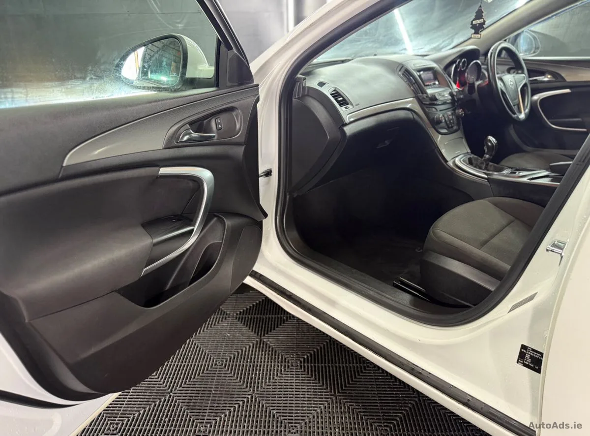 2015 Opel Insignia – photo 17