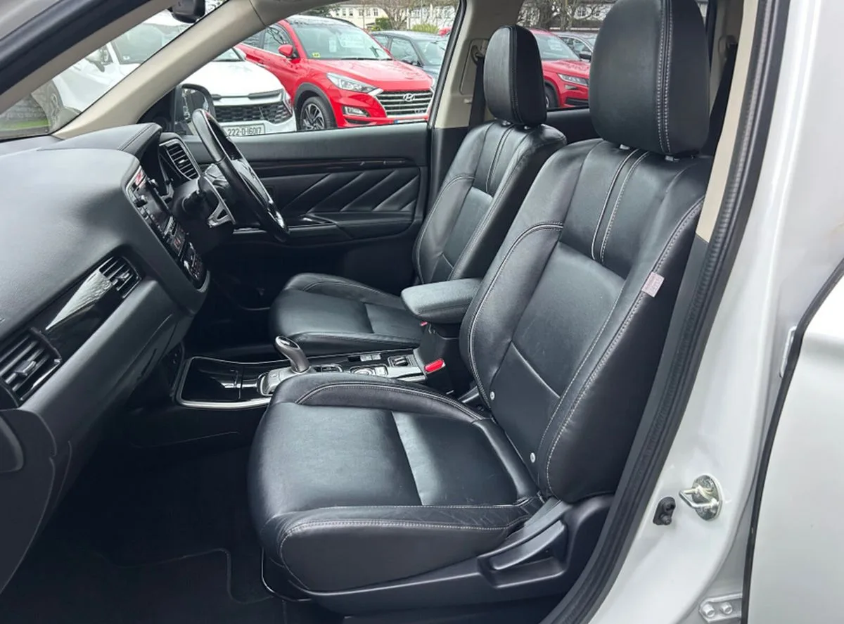 2017 Mitsubishi Outlander – photo 9