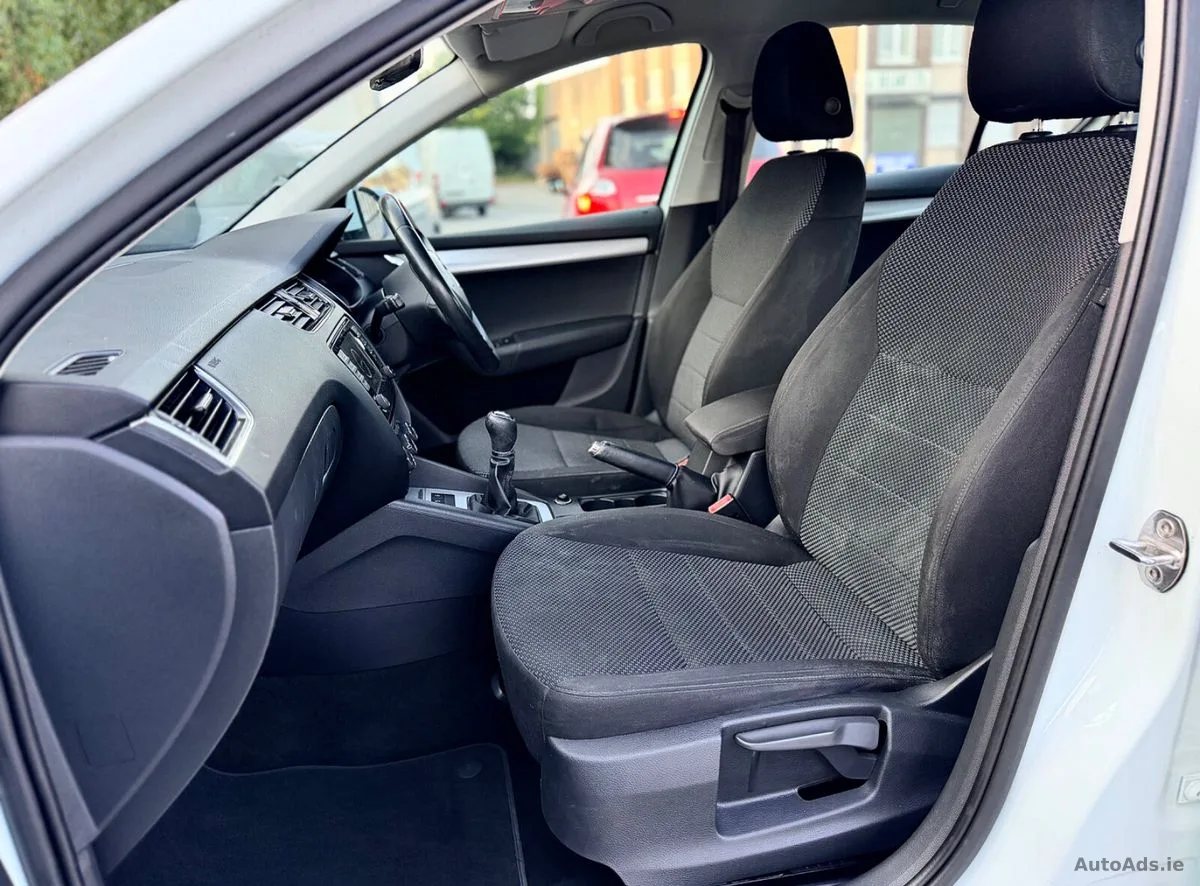 2016 Skoda Octavia – photo 20