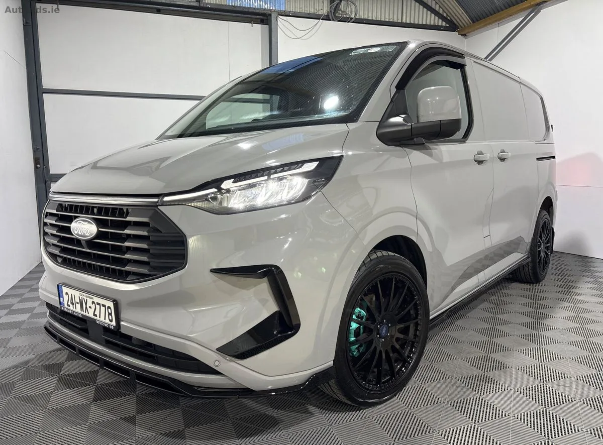 2024 Ford Transit Custom – photo 6