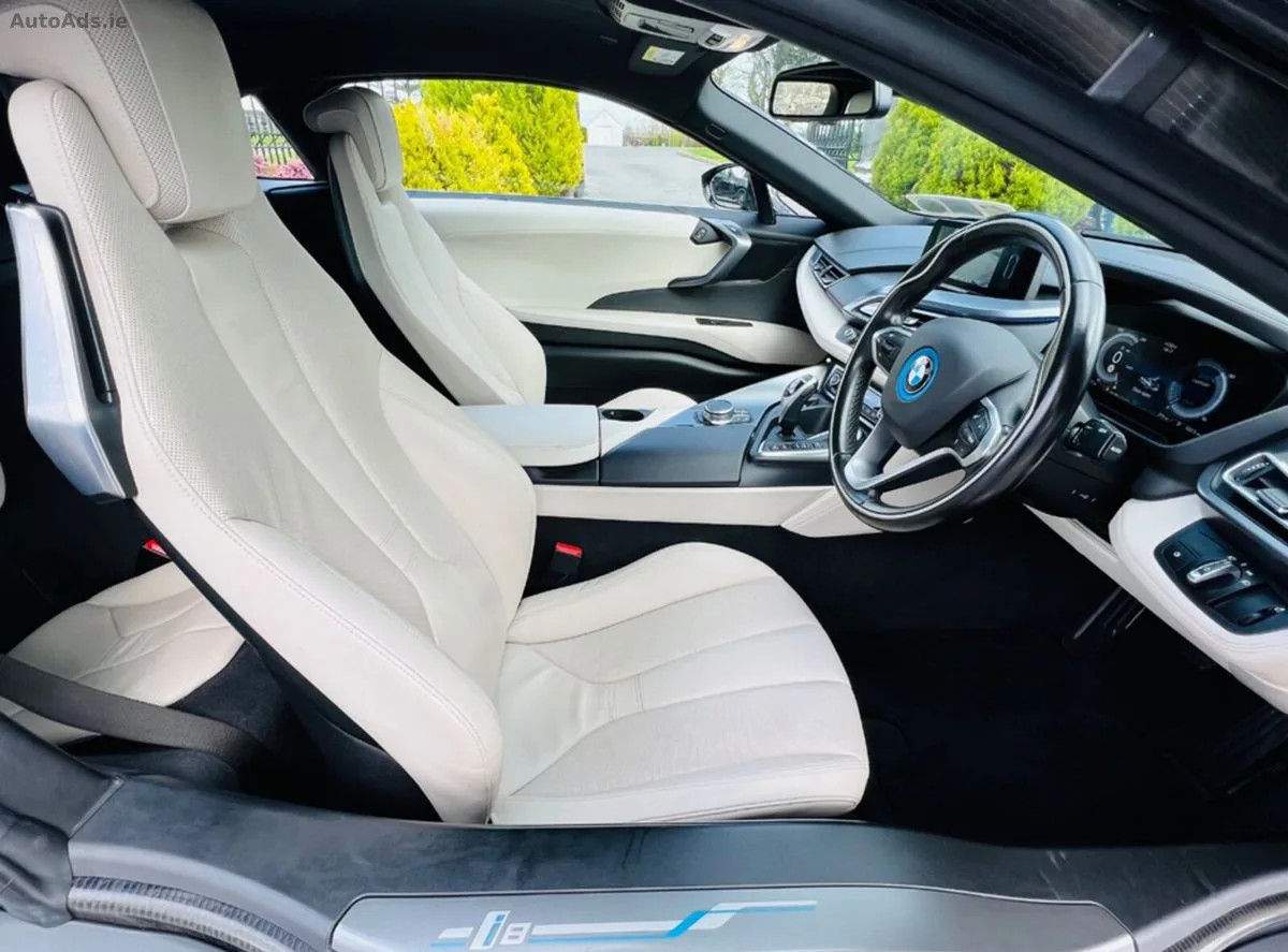 2018 BMW i8 – photo 8