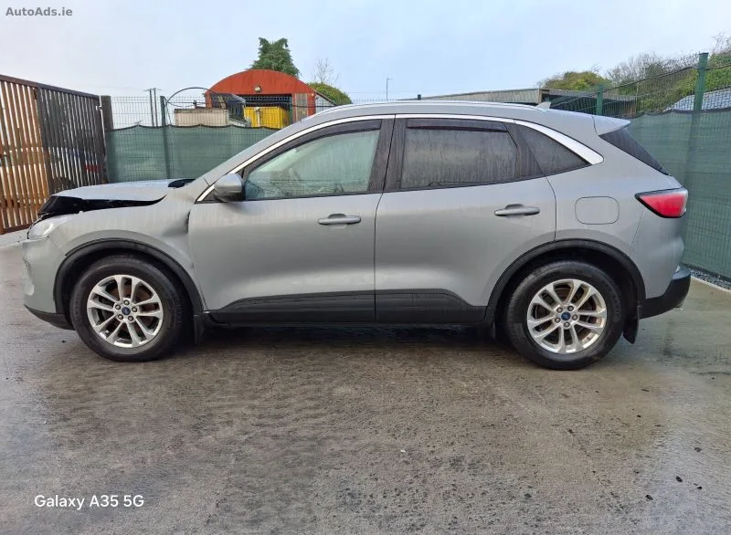 2021 Ford Kuga – photo 4