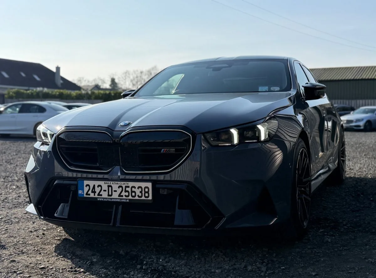 2024 BMW M5 – photo 6