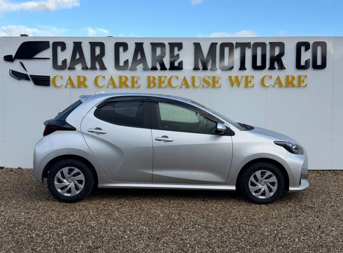 2020 Toyota Yaris – photo 2