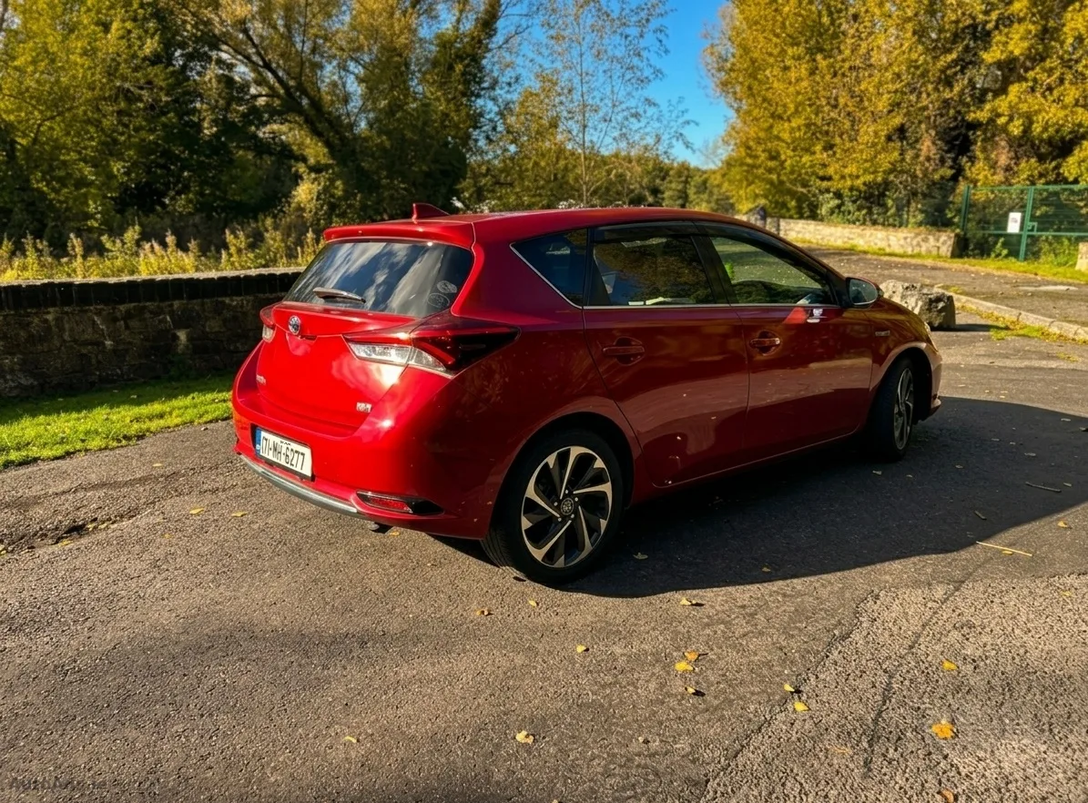 2017 Toyota Auris – photo 8