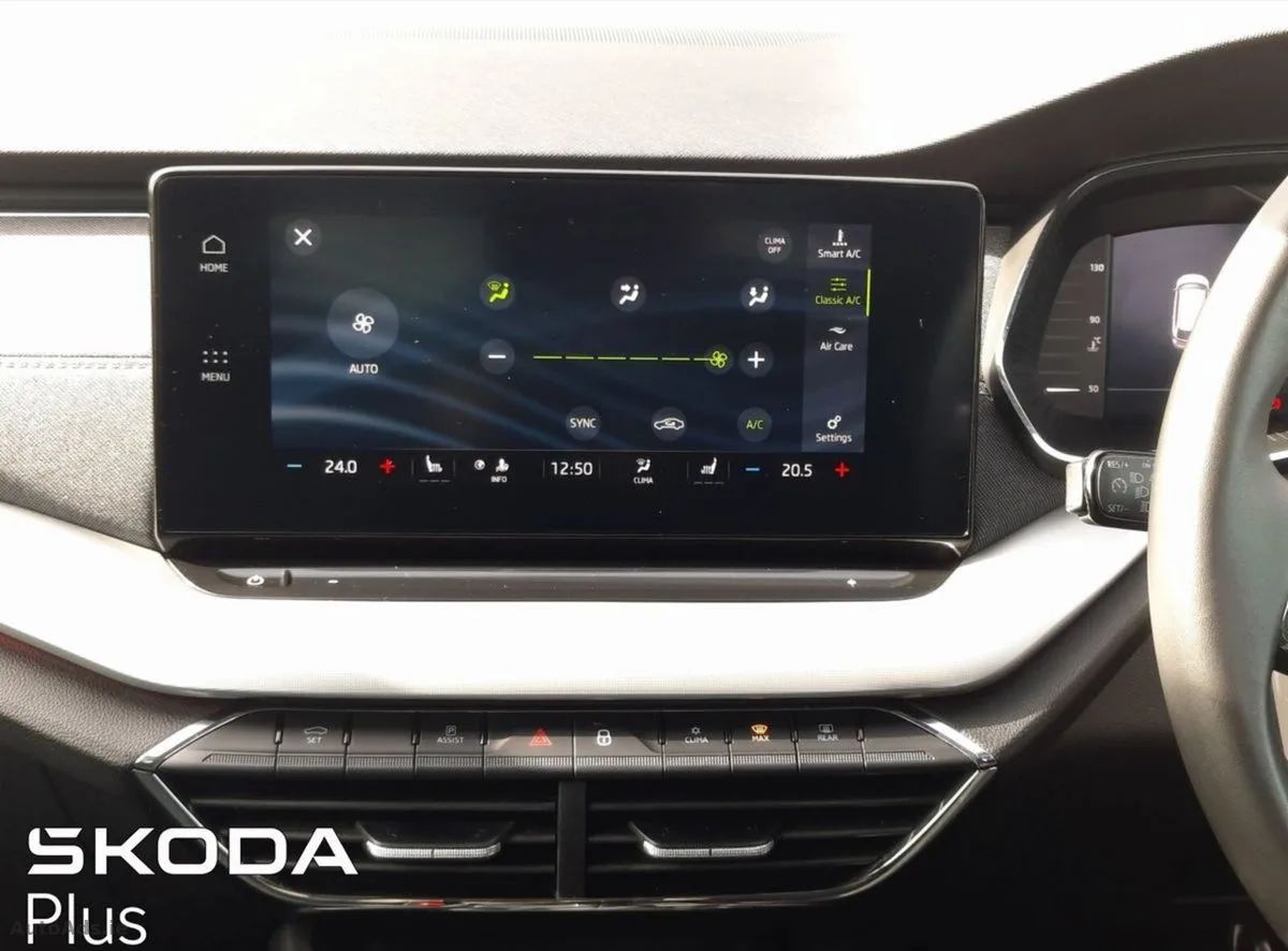 2023 Skoda Octavia – photo 18