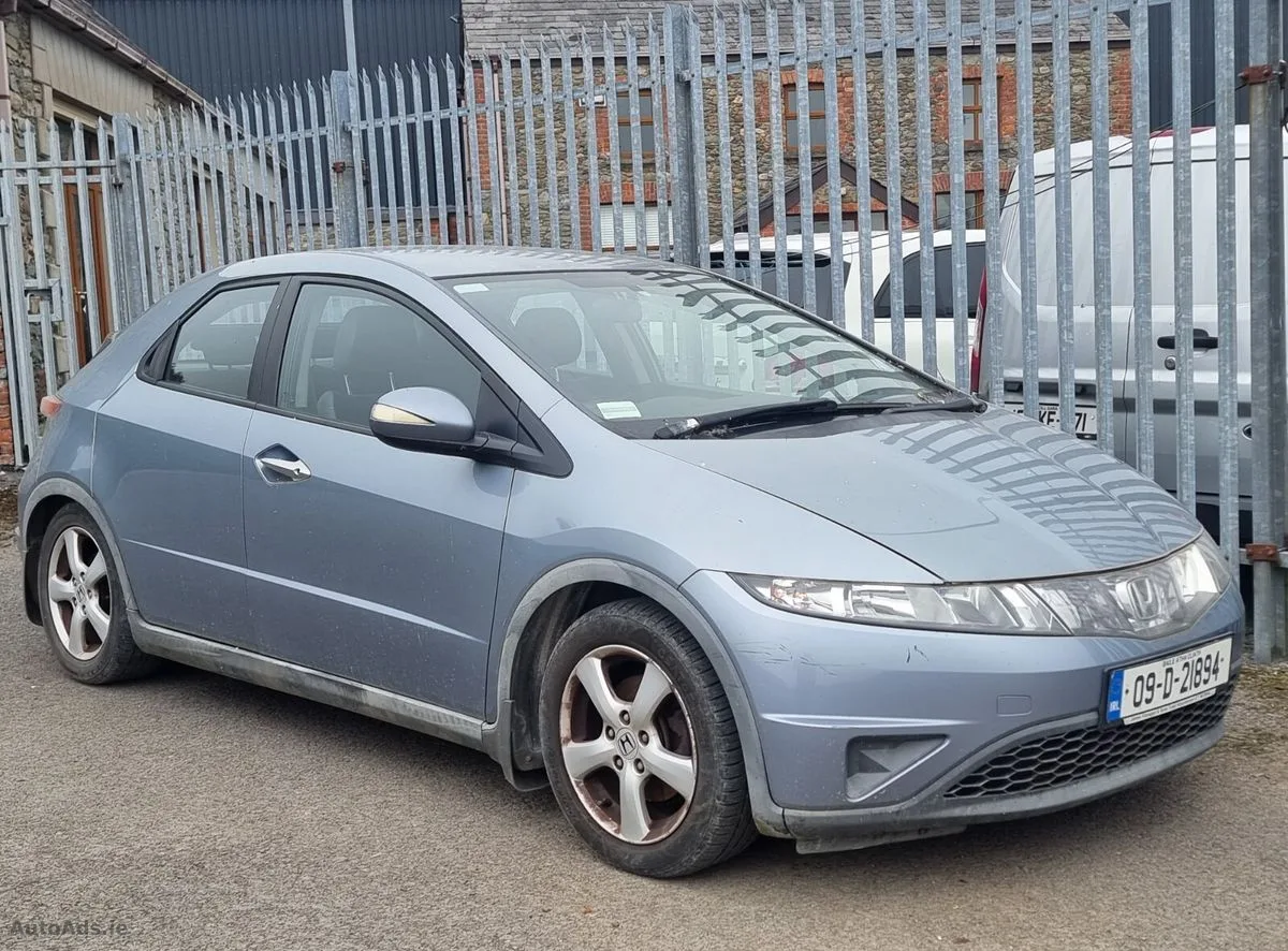 2009 Honda Civic – photo 2