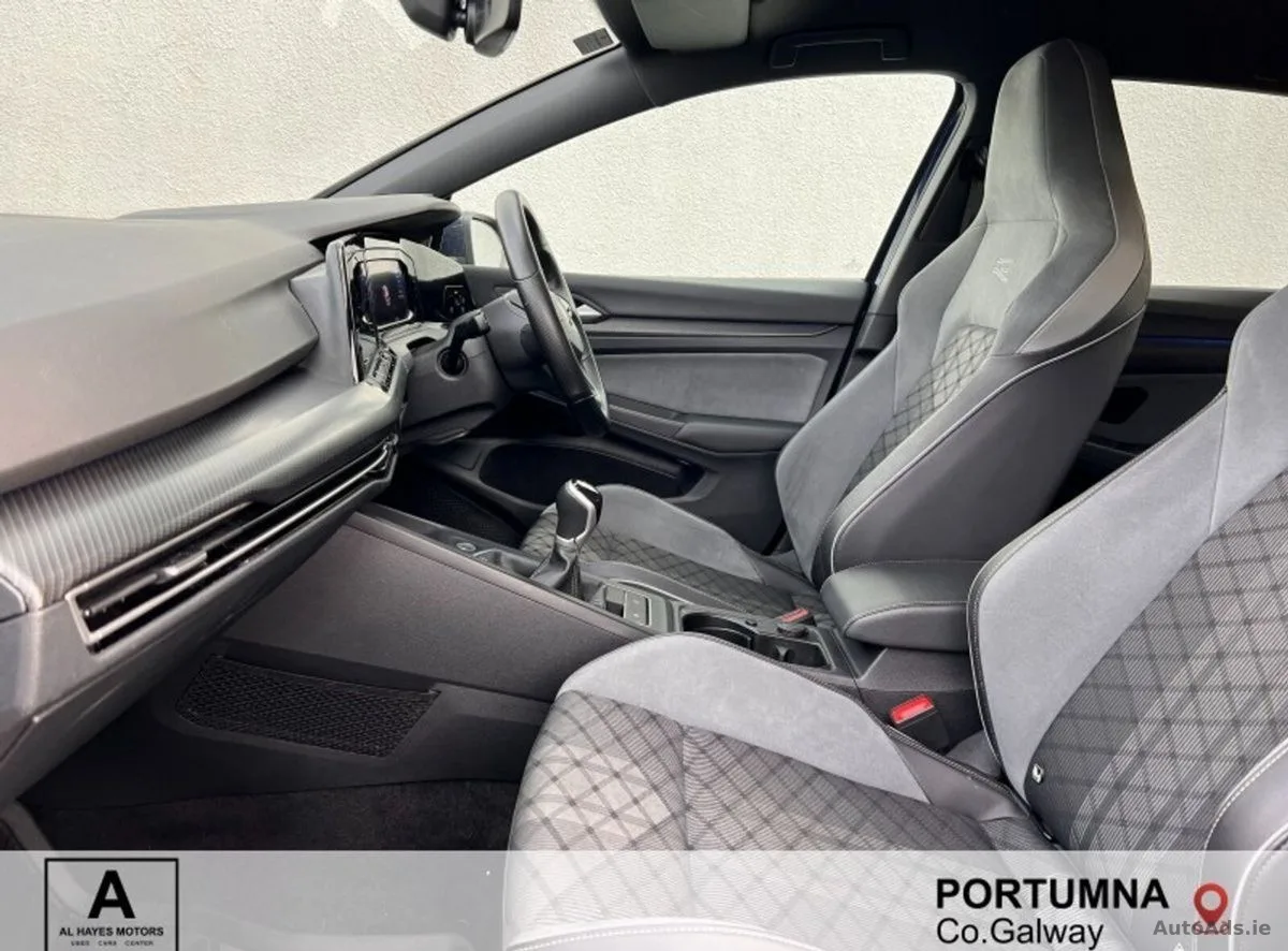 2022 Volkswagen Golf – photo 4