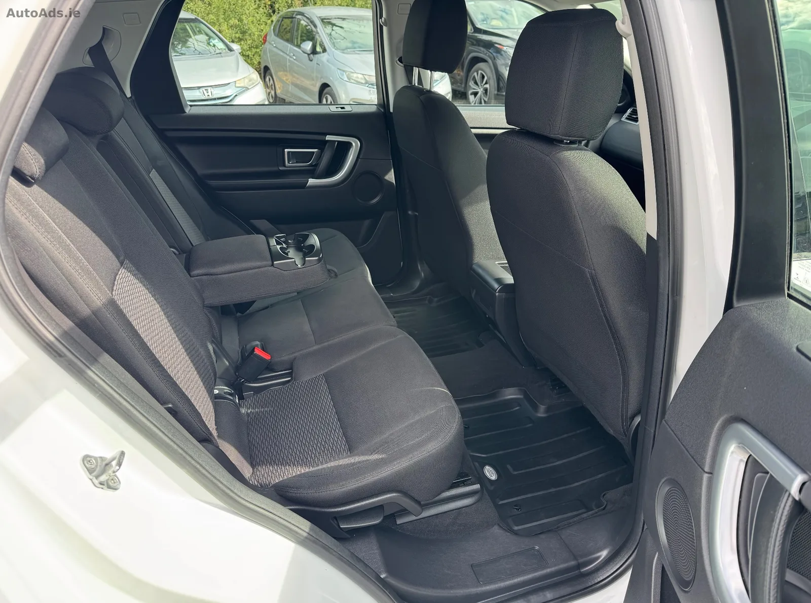 2017 Land Rover Discovery – photo 6