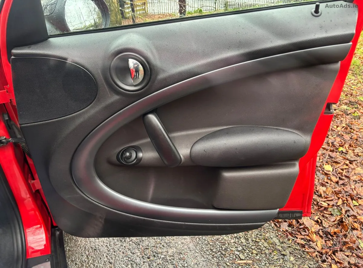 2012 Mini Countryman – photo 17