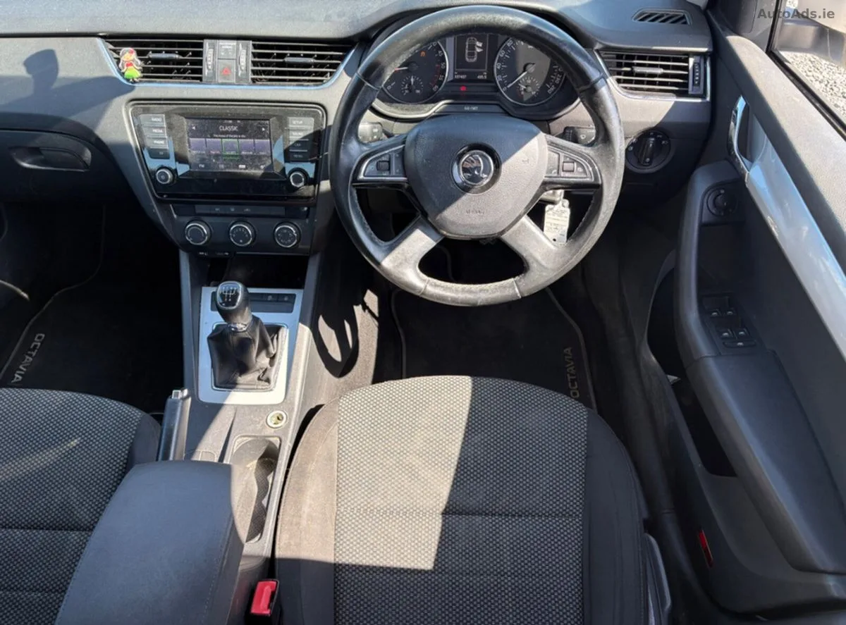 2015 Skoda Octavia – photo 18